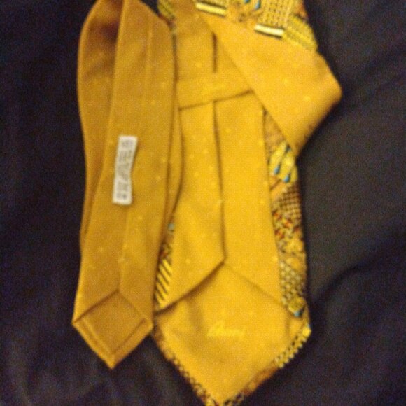 ❤️BRIONI ITALY Patchwork 100% Silk Yellow Luxurious Tie 61x4 - Picture 11 of 11
